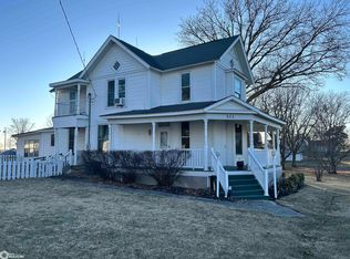 205 W Main St, Pulaski, IA 52584