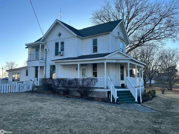 205 W Main St, Pulaski, IA 52584