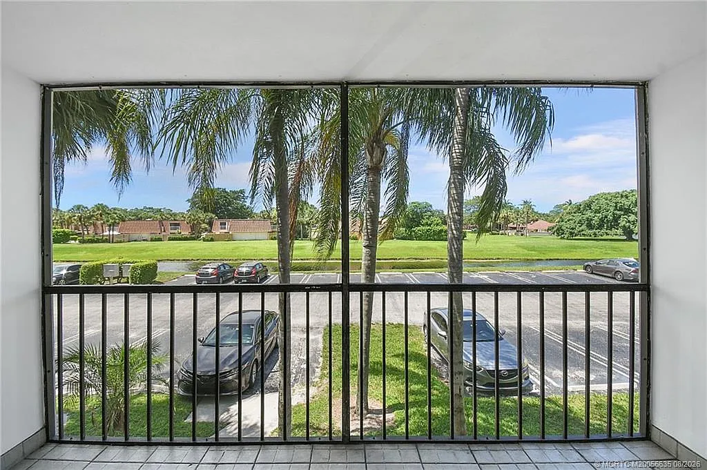 2 bed, 2.0 bath, 1064 sqft, $2,000 — Photo 1
