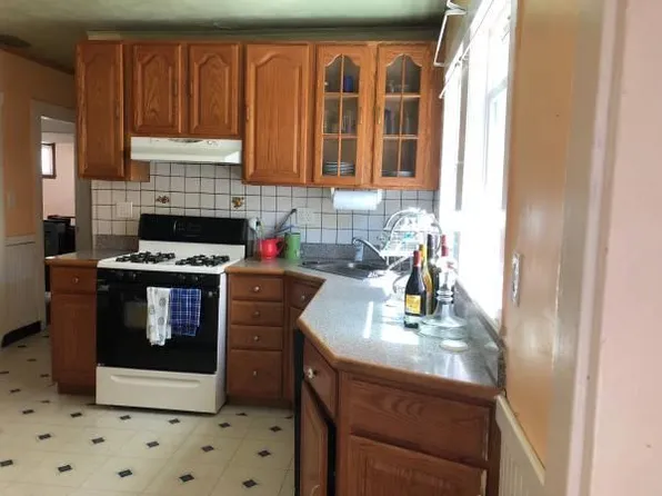 8 Century St #1, Somerville, MA 02145