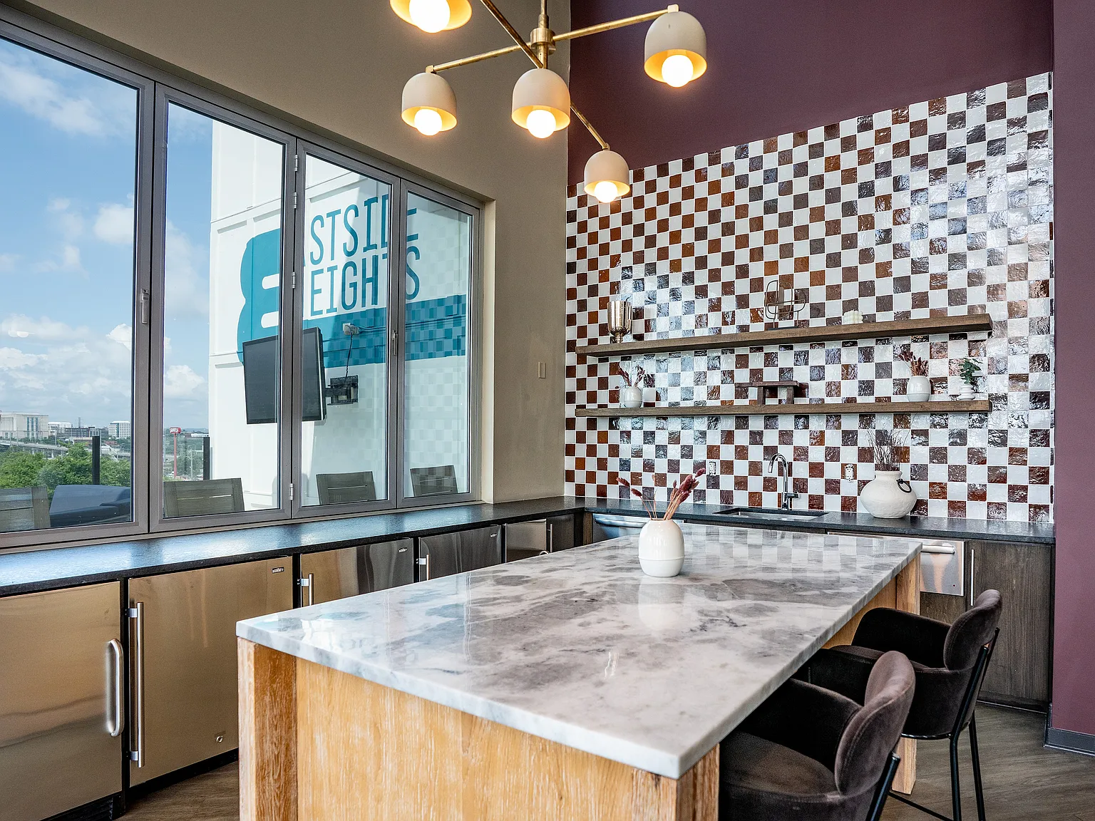 Eastside Heights — Photo 3