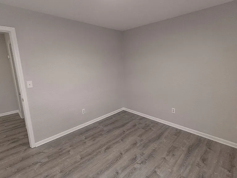 4305 Derby Ridge Dr — Photo 23