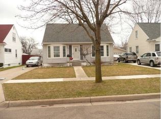 811 Winston Dr, Monroe, MI 48161