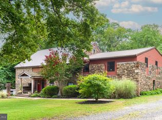 18 Pheasant Rd, Audubon, PA 19403