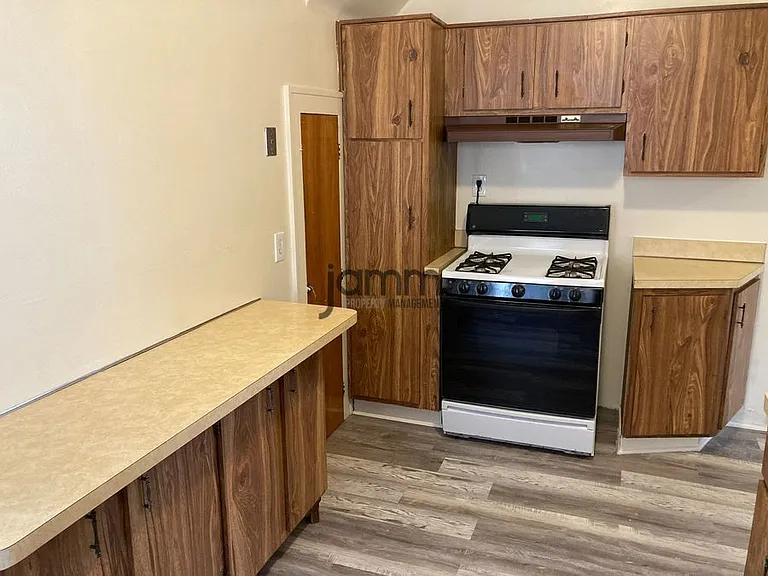 3435 Brookview Blvd — Photo 7
