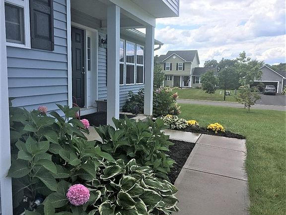 2nd image of 59 Aspen Springs Dr
