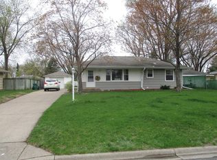 11608 Xavis St NW, Coon Rapids, MN 55433