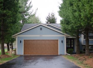 429 Pembroke Rd SW, Poplar Grove, IL 61065