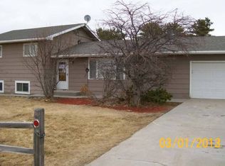 80018 Meadow Dr, Scottsbluff, NE 69361
