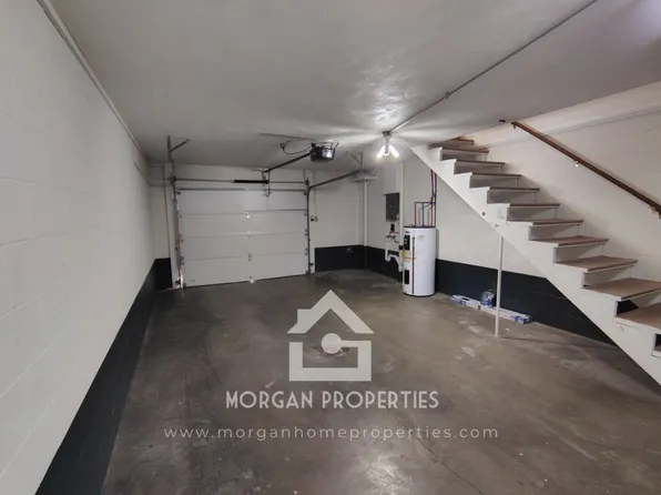 1045 Alhambra Dr, Anderson, IN 46012