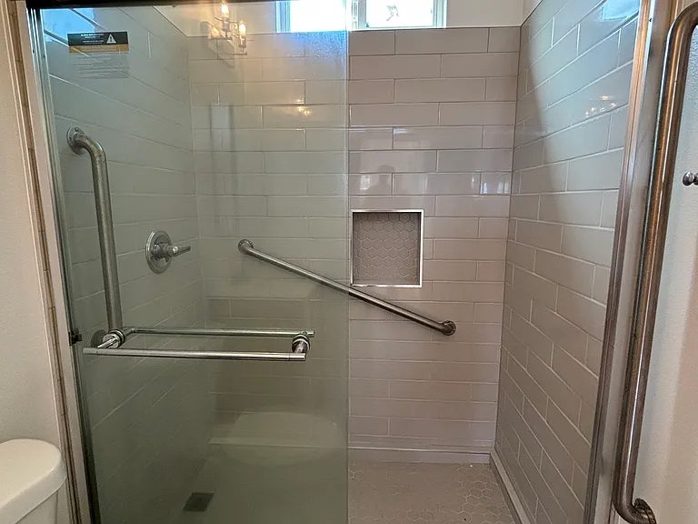 6210 Winona Ave — Photo 12