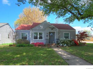 1047 E 37th St S, Tulsa, OK 74105