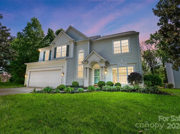 6212 Downfield Wood Dr, Charlotte, NC 28269