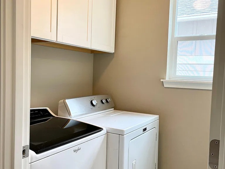 3831 Maritime Dr SW — Photo 11