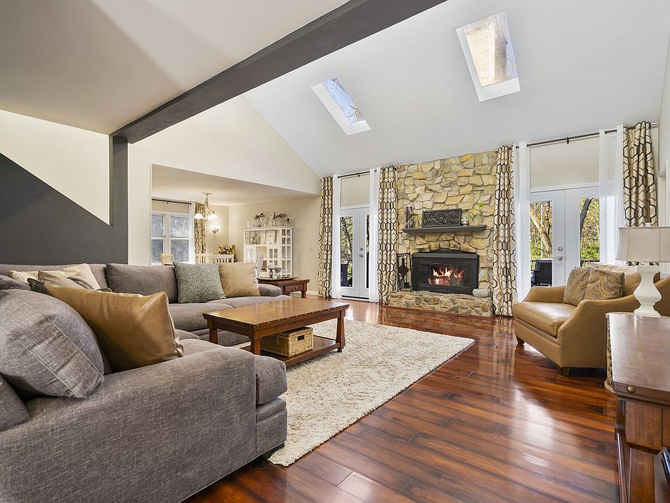 1st image of 1403 Wildwood Ct