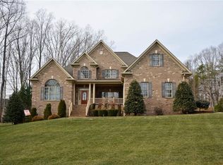 8503 Crested Oak Ct, Oak Ridge, NC 27310