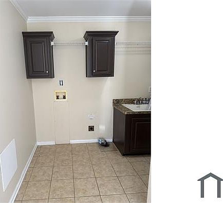1st image of 1381 Queenie Rd