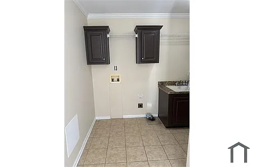1381 Queenie Rd Photo 1
