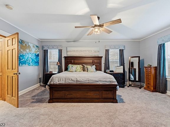 4th image of 1 Old Mill Rd