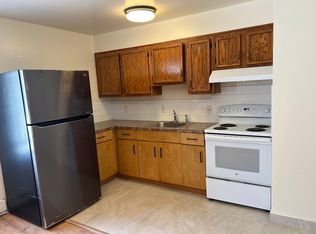 4 River Pl #2, Stamford, CT 06907