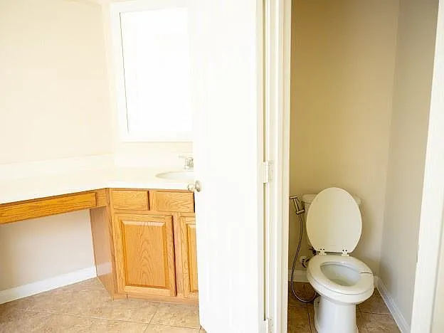 10007 Shire Green Ln — Photo 12
