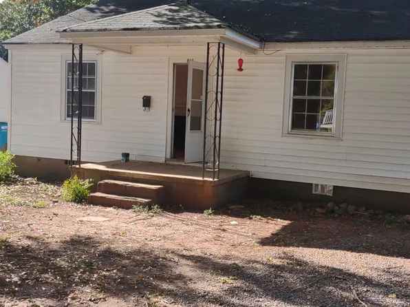 816 Walnut St, Belmont, NC 28012
