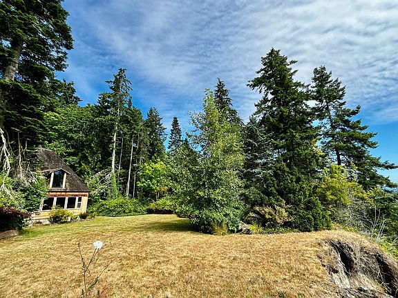 2nd image of 10855 NE Puget Bluff Ln