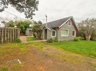 925 NE Commercial St, Waldport, OR