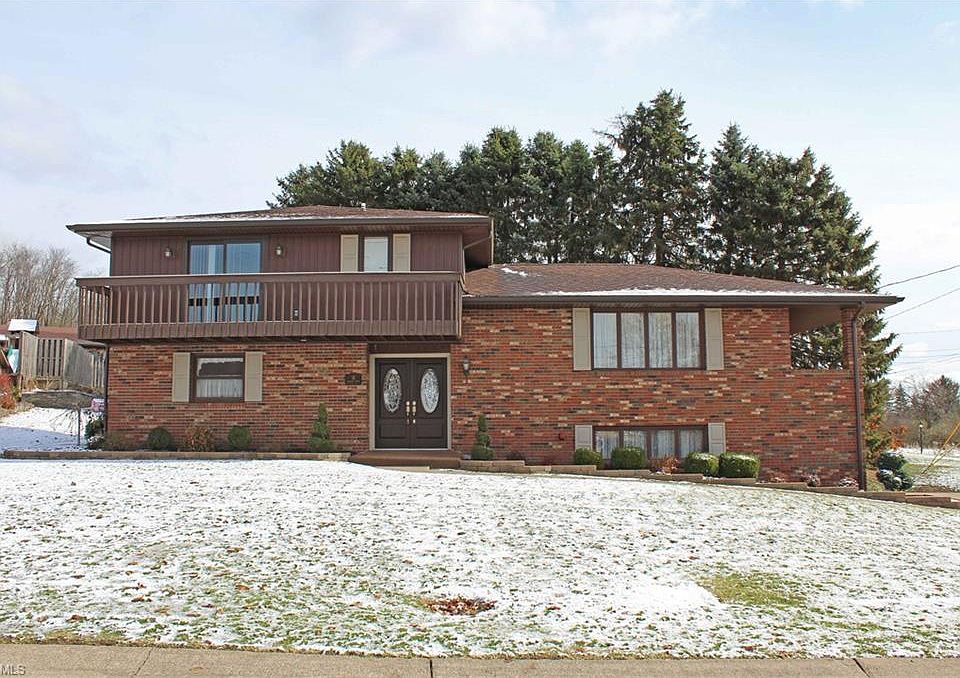 1st image of 18 Derwood Dr