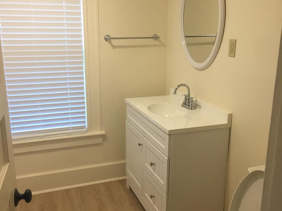 Brand new bathroom totally remodeled 