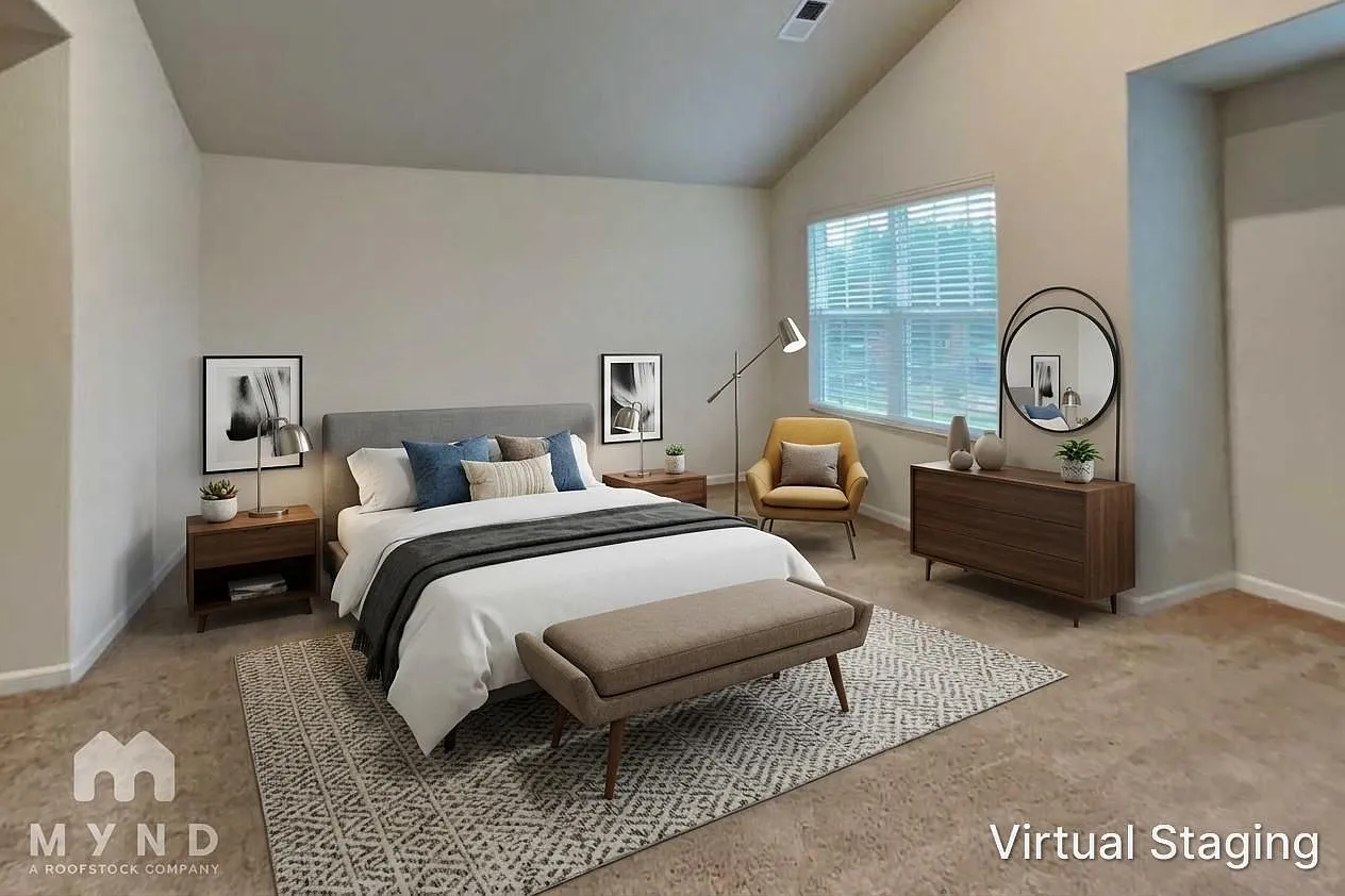 3 bed, 2.5 bath, 2025 sqft, $1,995 — Photo 2