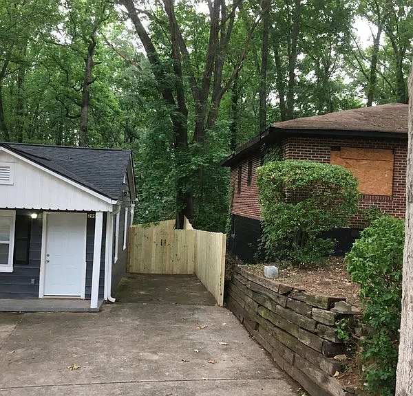 2059 Detroit Ave NW — Photo 12