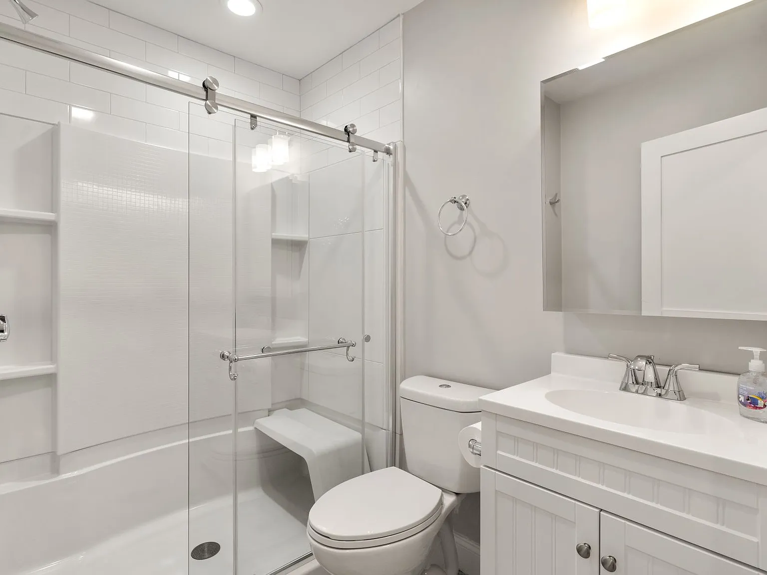 1 bed, 1500 sqft, $1,575 — Photo 3