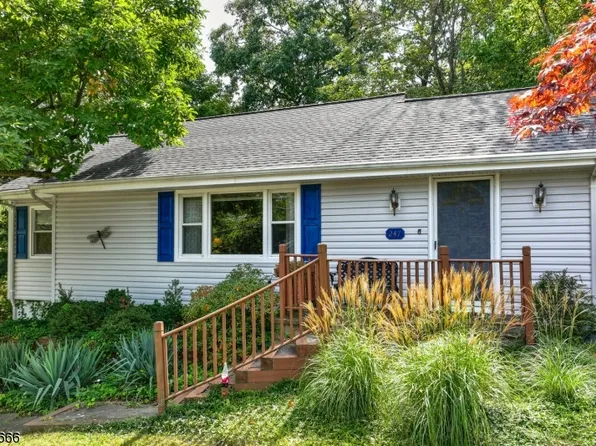 247 W Lake Shore Dr, Rockaway Twp., NJ 07866