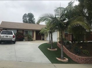 592 Stewart Dr, Vista, CA 92083