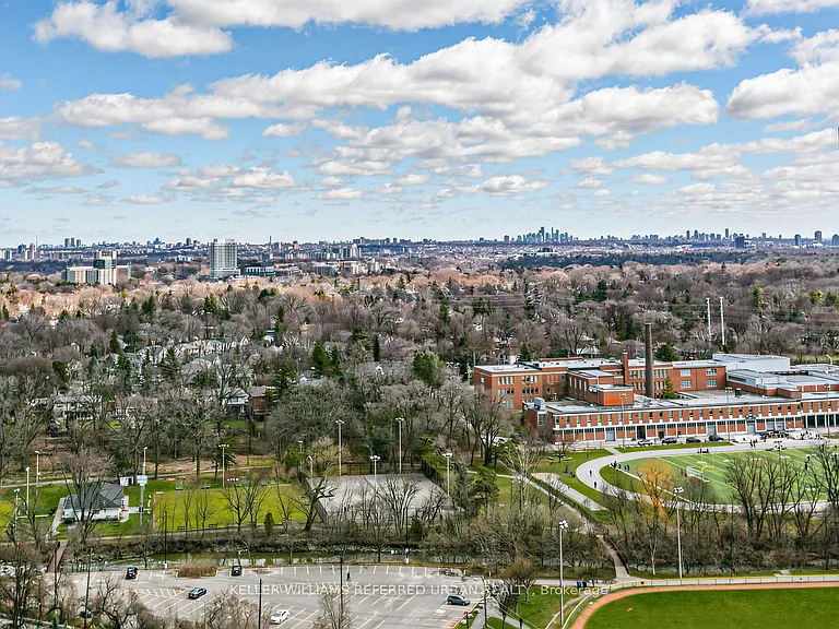 60 Central Park Dr #2112 — Photo 25