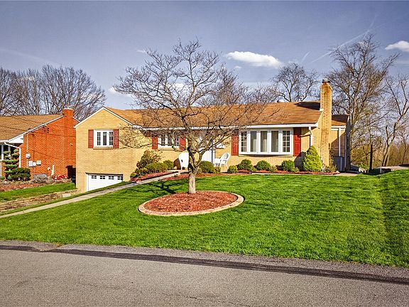 3rd image of 1456 Highland Villa Dr