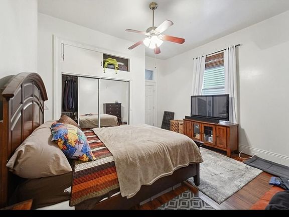 5th image of 806 Valmont St #806.5
