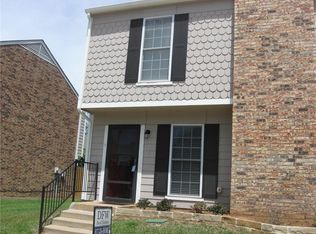 17 Abbey Rd, Euless, TX 76039