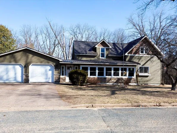 607 W Perkins St, Augusta, WI 54722