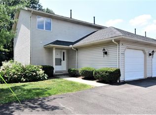 2782 Sand Run Pkwy, Akron, OH 44333