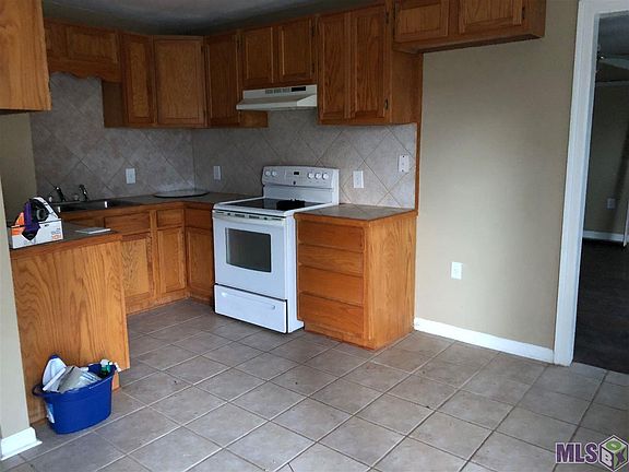 3rd image of 30678 Shannon Dr