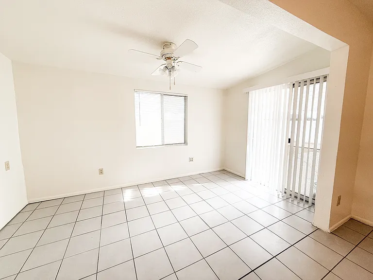 103 E Juniper Ave — Photo 6