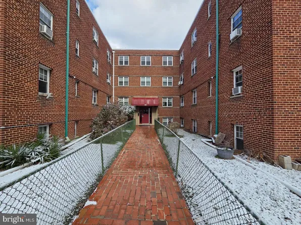 20 Chesapeake St SE #38, Washington, DC 20032