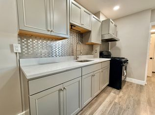 920 Amity St, Reading, PA 19604