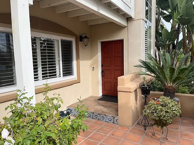 158 Jupiter St — Photo 3
