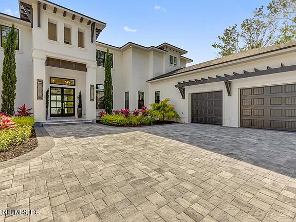 5th image of 6998 San Fernando Pl