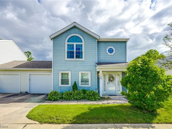 7188 Lexington Ct, Northfield, OH 44067