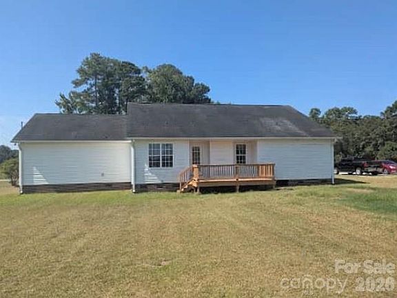 2nd image of 1379 Old Whiteville Rd