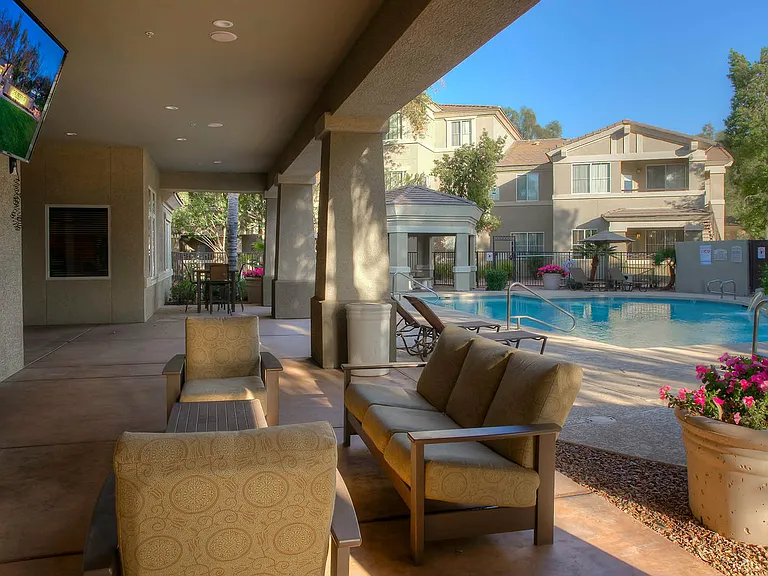 The Reserve at Gilbert Towne Center — Photo 6